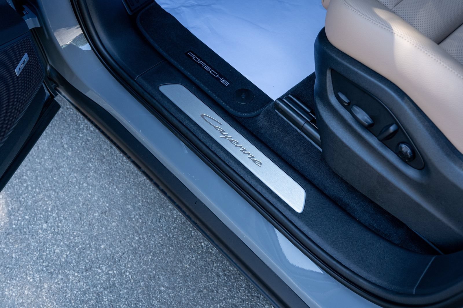 New 2026 Arctic Grey Porsche Base image 23