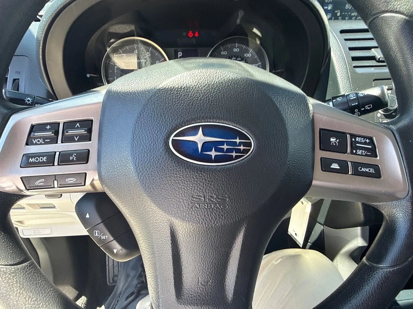 Used 2015 Green Metallic Subaru 2.5i Premium image 10