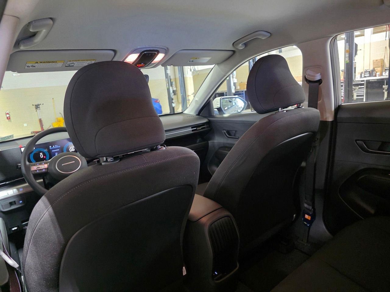 New 2027 C5g Hyundai SE FWD image 15