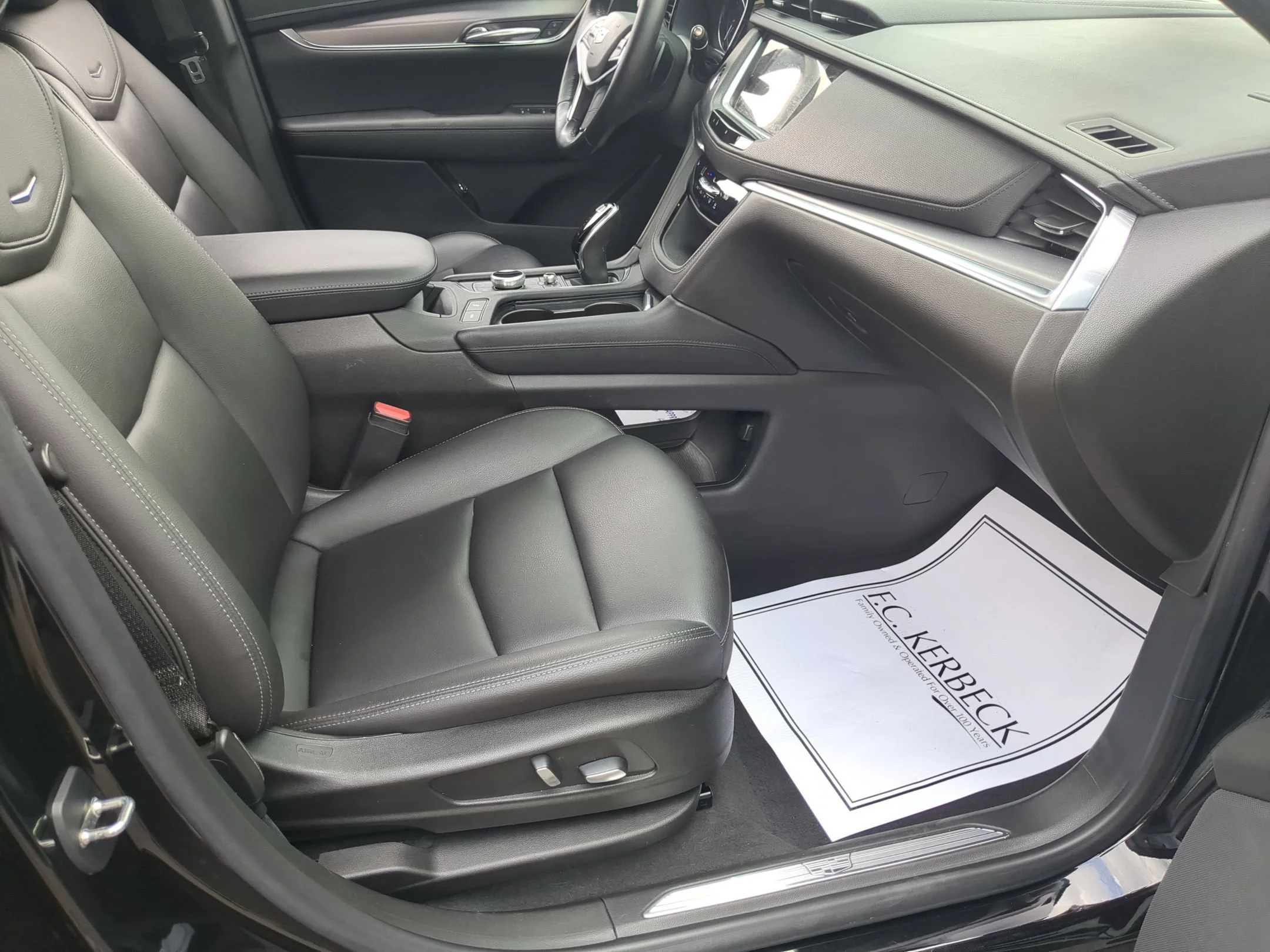 Used 2021 Stellar Black Metallic Cadillac AWD Luxury image 26