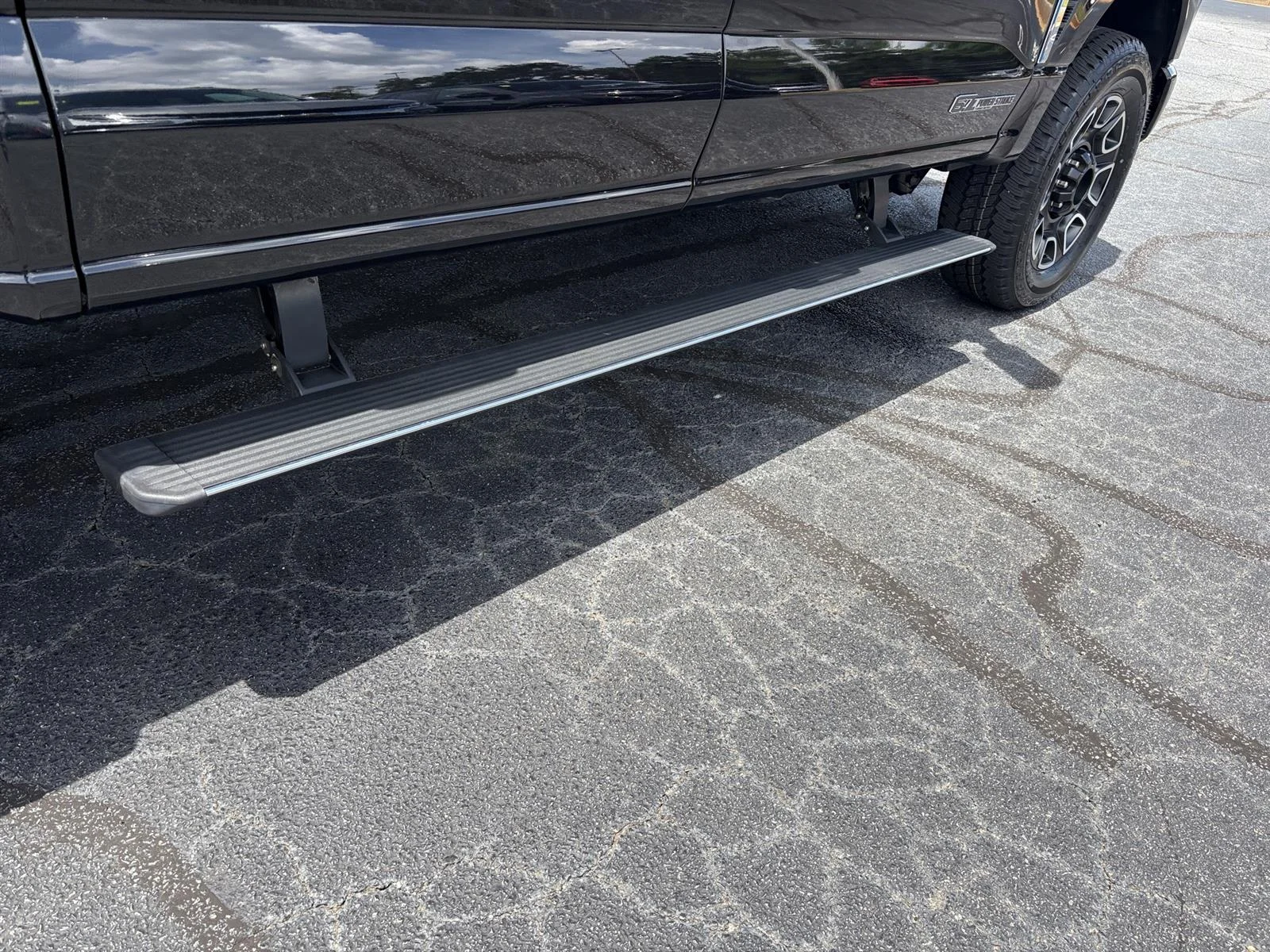 Used 2024 Black Ford Platinum image 23