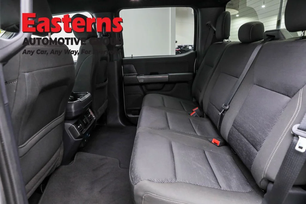 Used 2023 Silver Ford XLT image 21