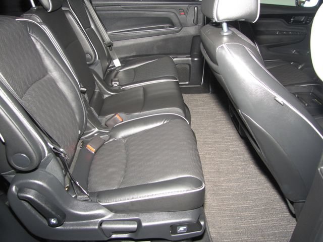 2024 Honda Odyssey Elite - Photo 17