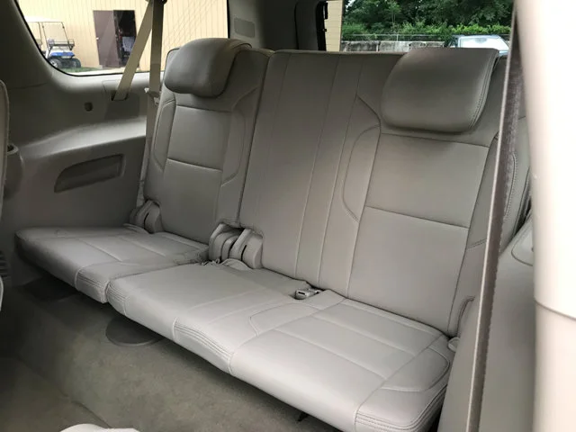 Used 2018 Dark Sapphire Blue Metallic GMC Denali image 32