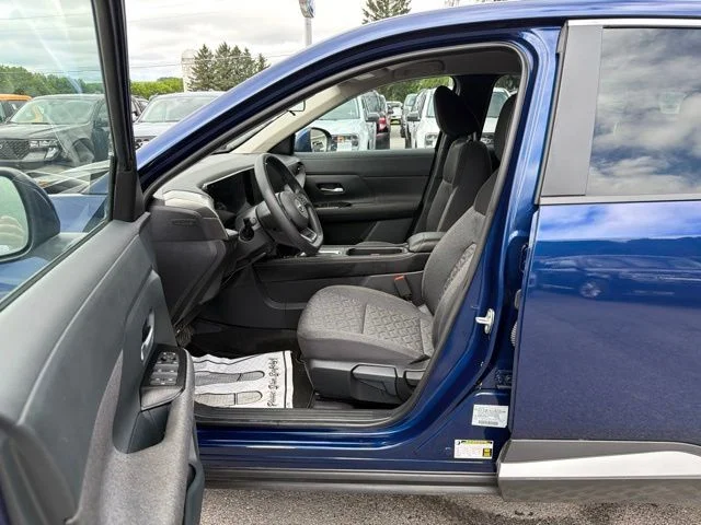 Used 2025 Deep Blue Pearl Nissan SV image 19