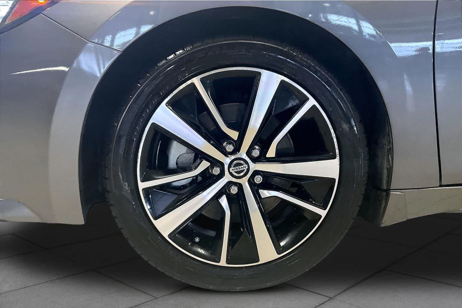 Used 2021 Gun Metallic Nissan SV image 10