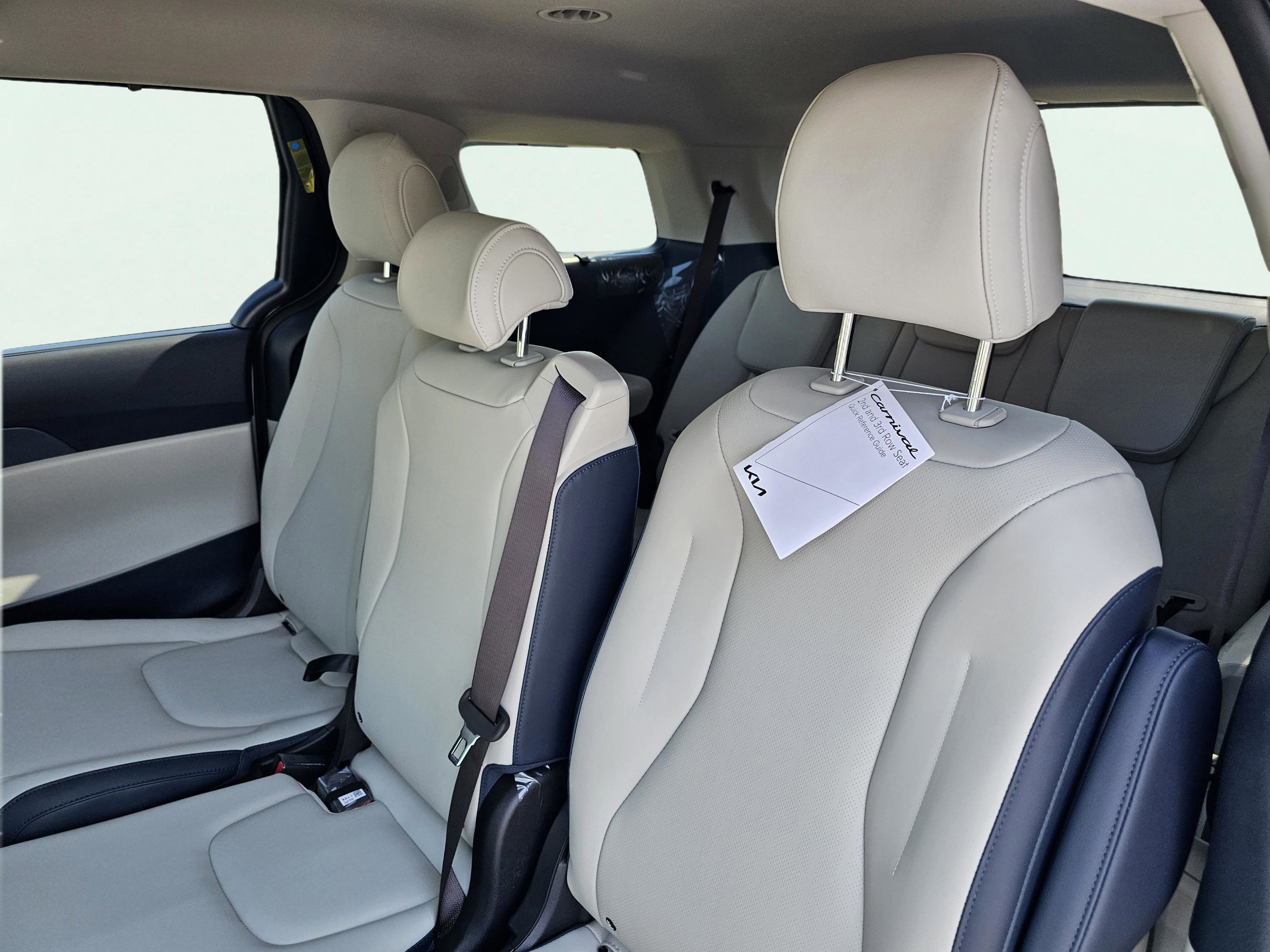 New 2026 Ivory Silver Kia EX image 32