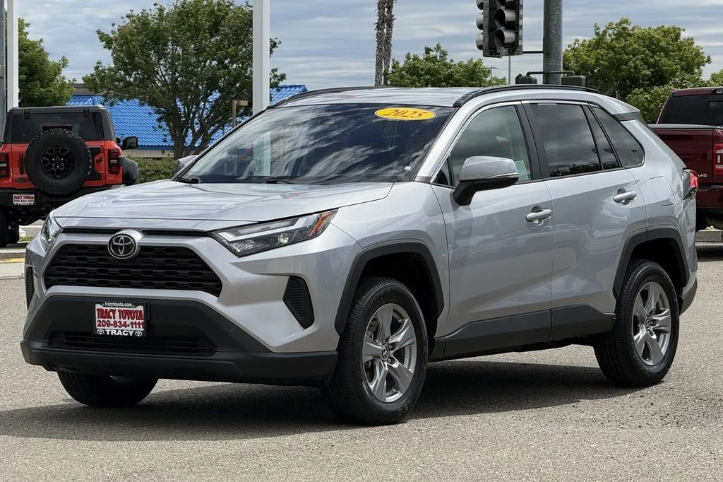 Used 2025 Silver Toyota XLE image 11
