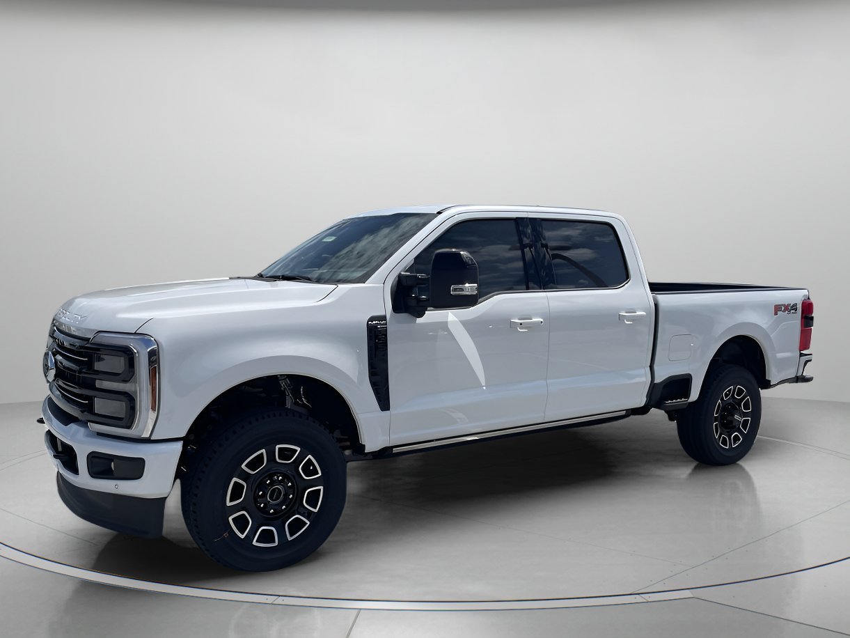 New 2026 Star White Metallic Tri-Coat Ford Platinum image 1
