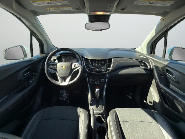 Used 2019 White Chevrolet LT image 12