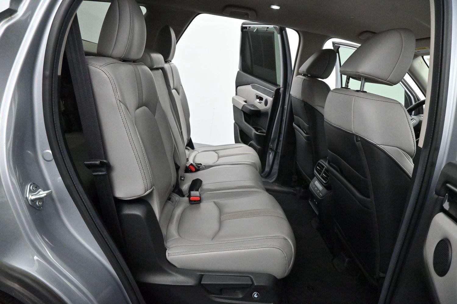Used 2024 Lunar Silver Metallic Honda EX-L image 35