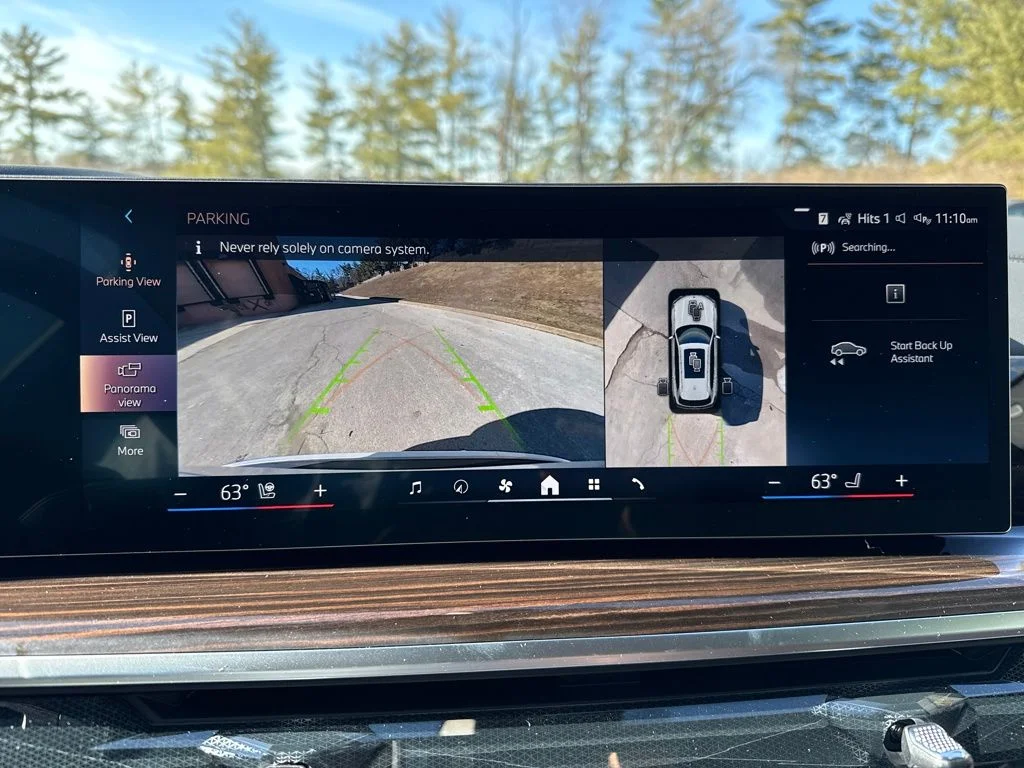 New 2026 White BMW xDrive40i image 16