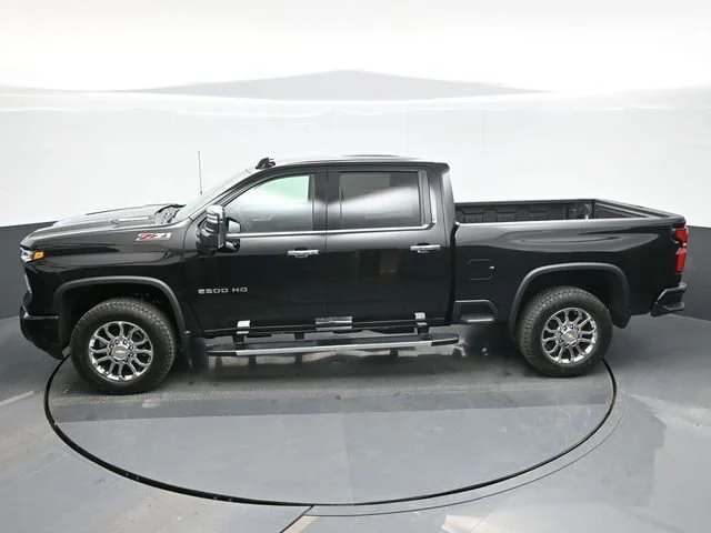 2026 Chevrolet Silverado 2500 HD LTZ - Photo 12