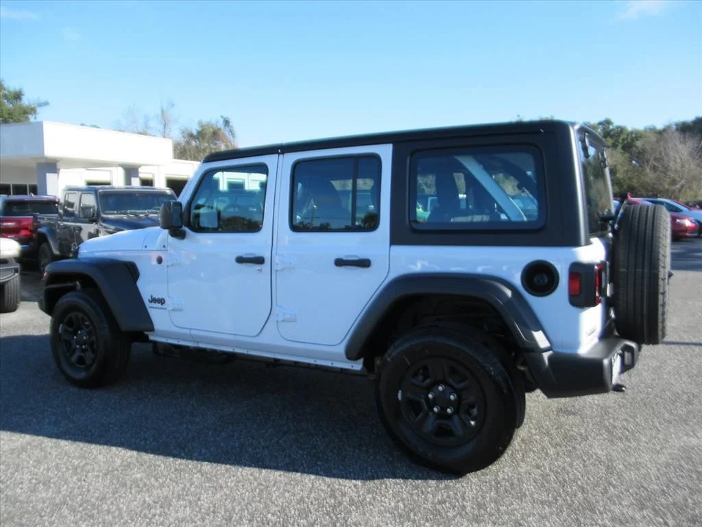 New 2026 Bright White Clear-Coat Exterior Paint Jeep Sport image 4