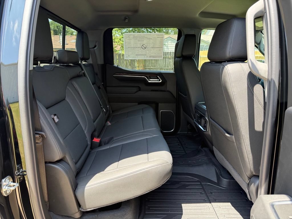New 2026 Onyx Black GMC SLT image 19