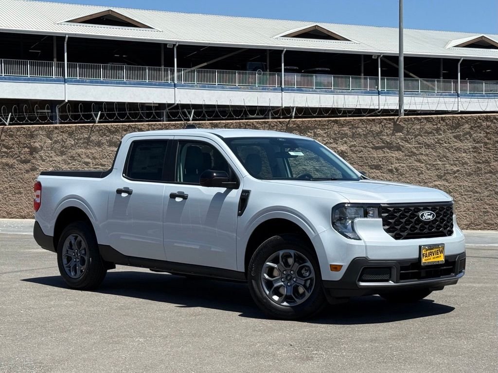 New 2026 Space White Metallic Ford XLT image 1