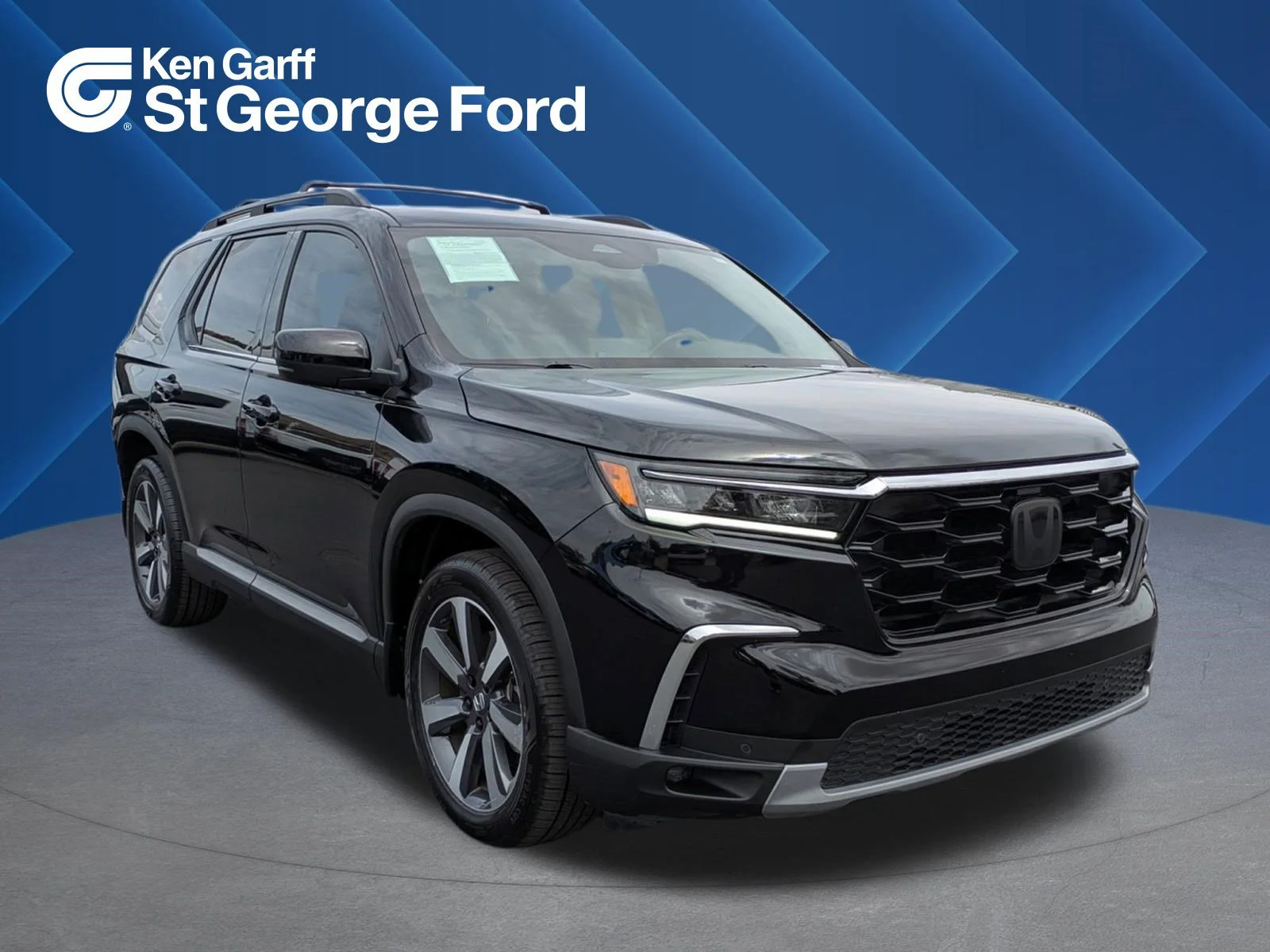 2023 Honda Pilot Touring AWD's photo