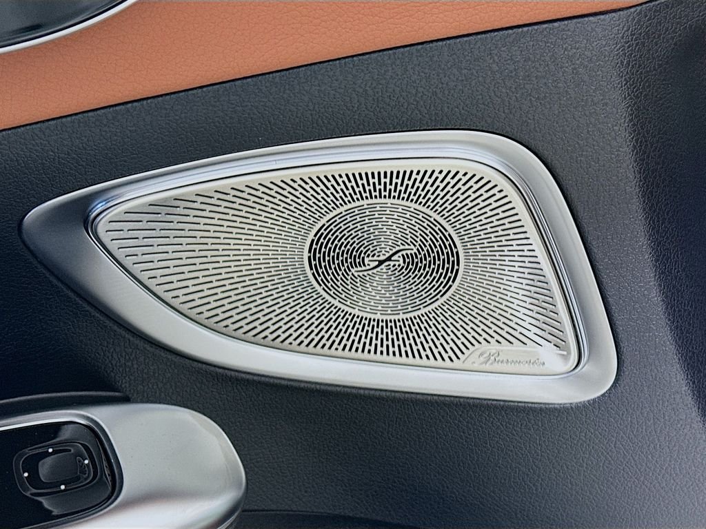 New 2026 Polar White Mercedes-Benz C 43 AMG® image 19