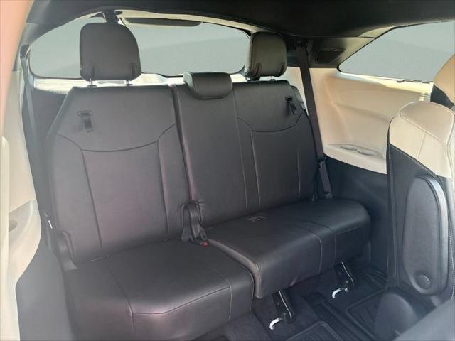 Certified Used 2026 WIND CHILL PEARL Toyota  image 23