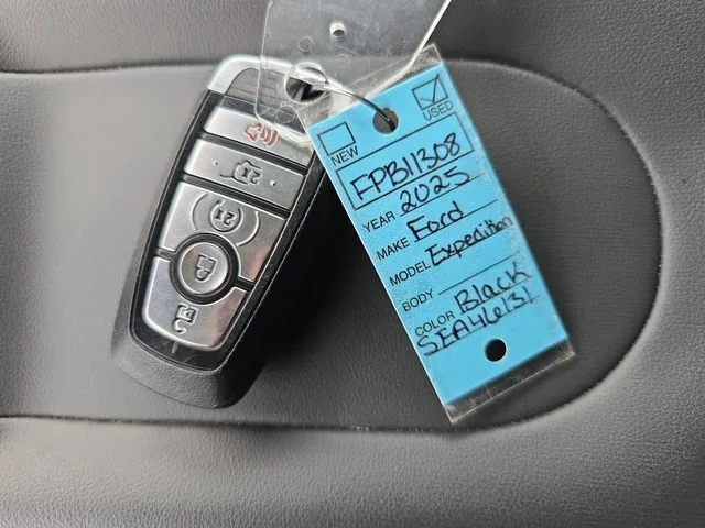 Certified Used 2025 Agate Black Metallic Ford Active image 42