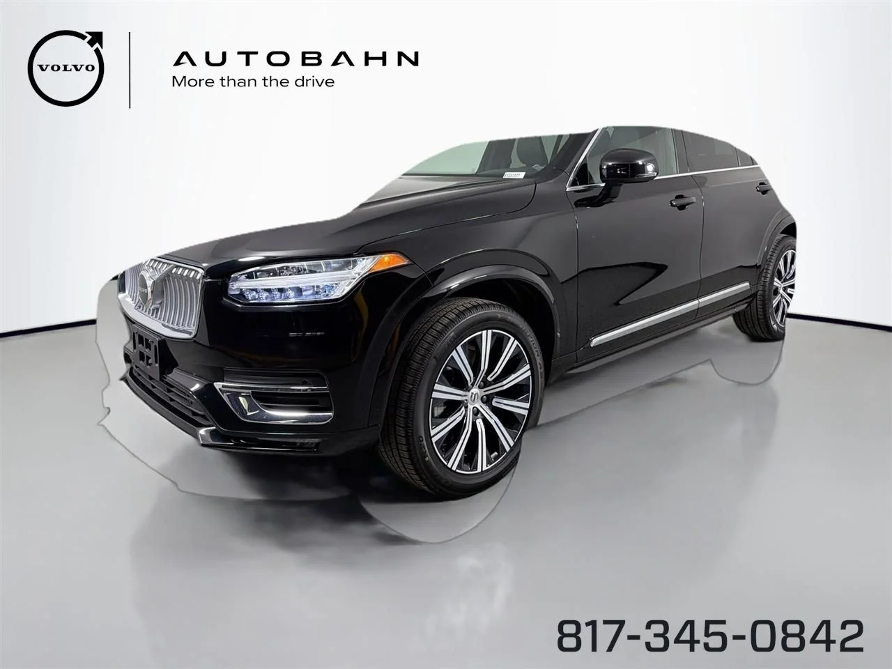 2025 Volvo XC90 B5 Core Bright 4WD's photo