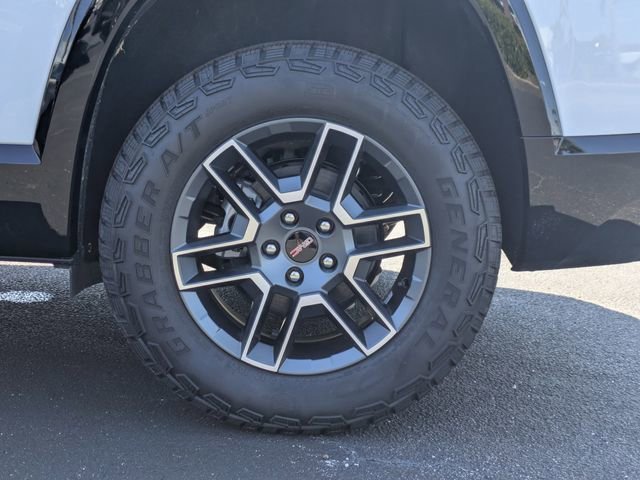 2026 GMC Terrain AT4 - Photo 13