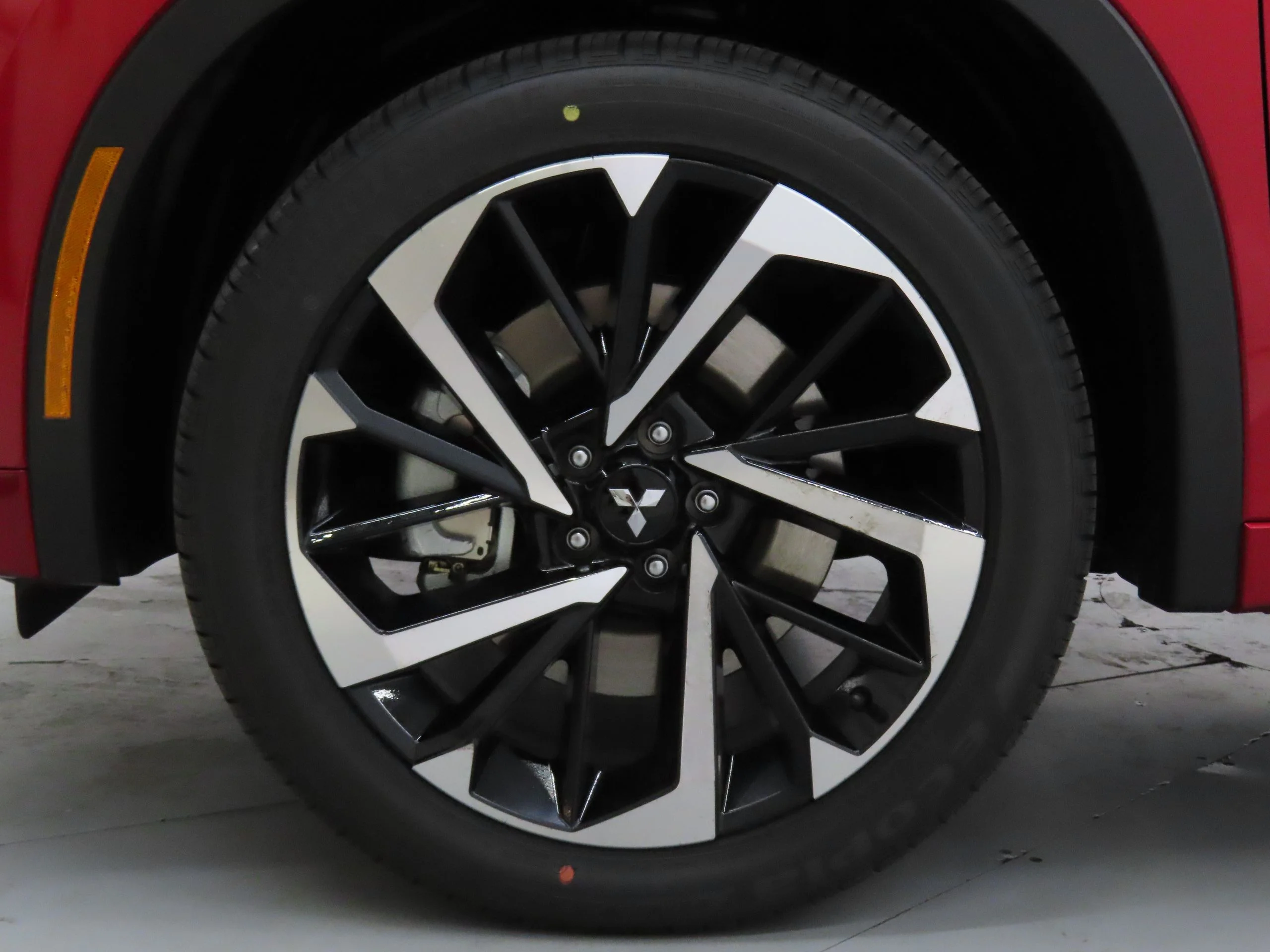 2025 Mitsubishi Outlander Plug-in Hybrid SEL - Photo 27