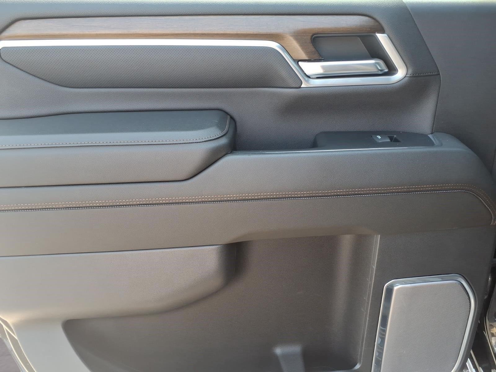 2024 Chevrolet Silverado 2500HD High Country - Photo 13
