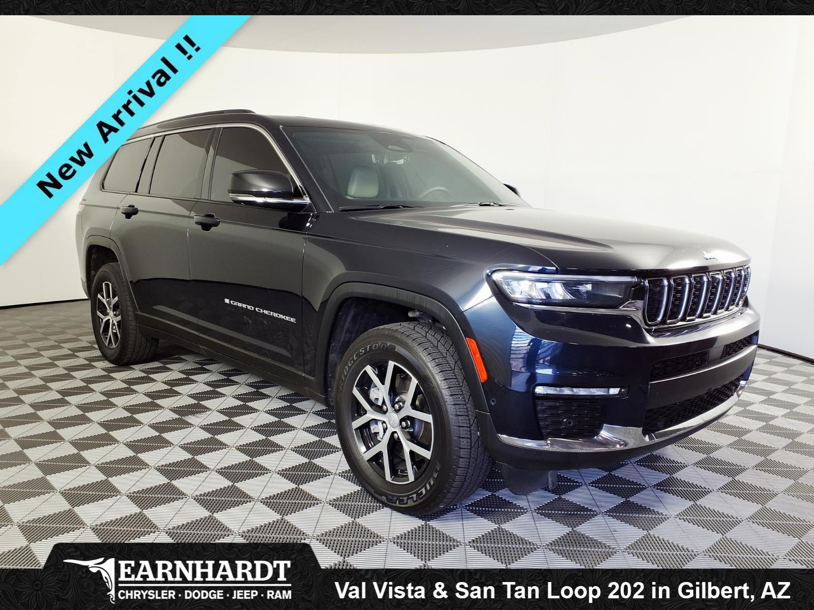 Certified Used 2024 Midnight Sky Jeep Limited image 3