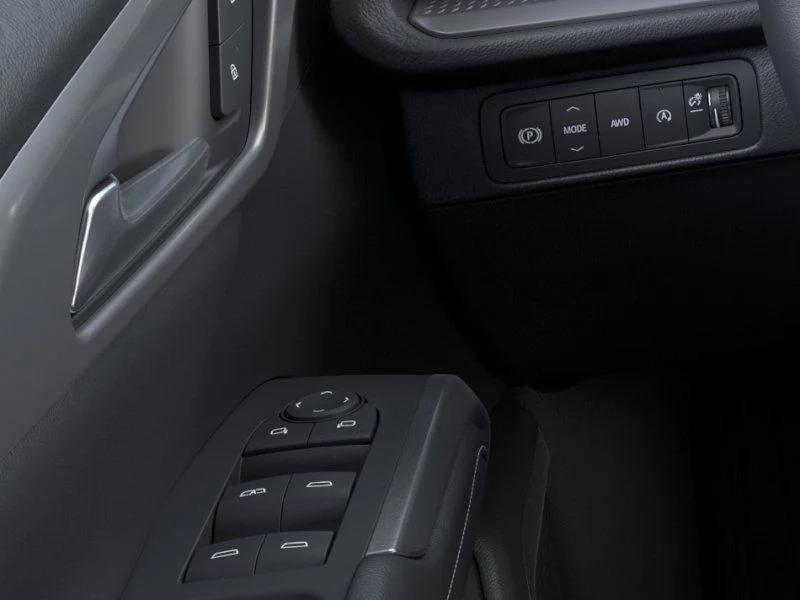 New 2027 White Chevrolet LT image 22