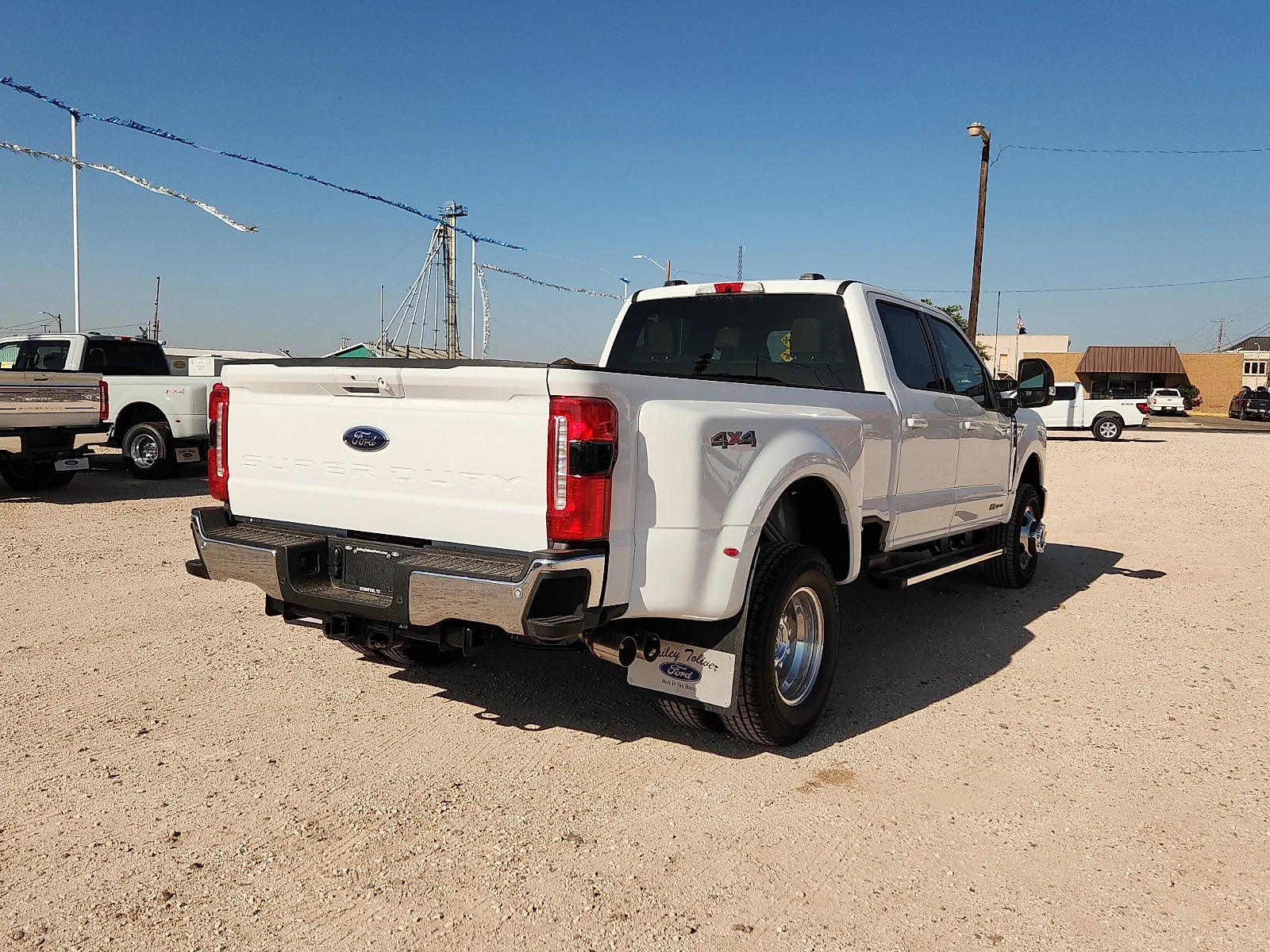 New 2026 Oxford White Ford Lariat image 7