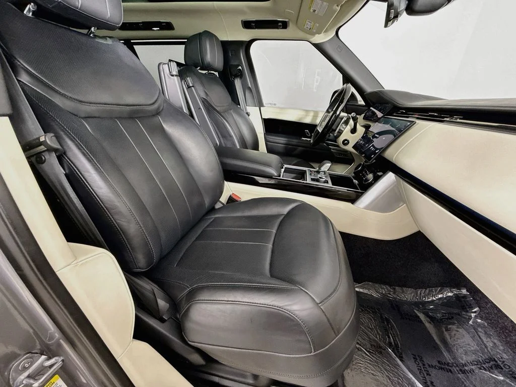 Used 2023 Blue Land Rover Autobiography image 30