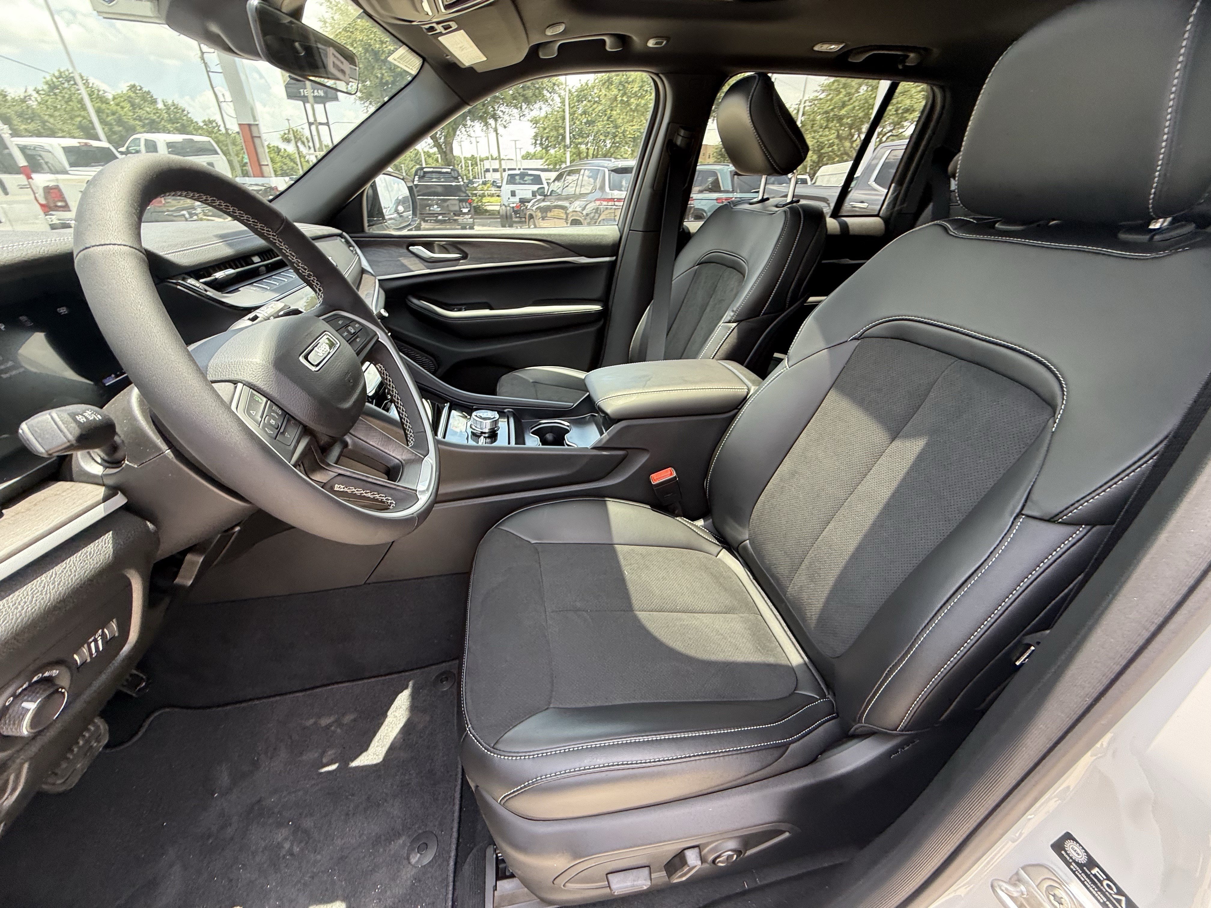 New 2026 Bright White Clearcoat Jeep Laredo Altitude image 16
