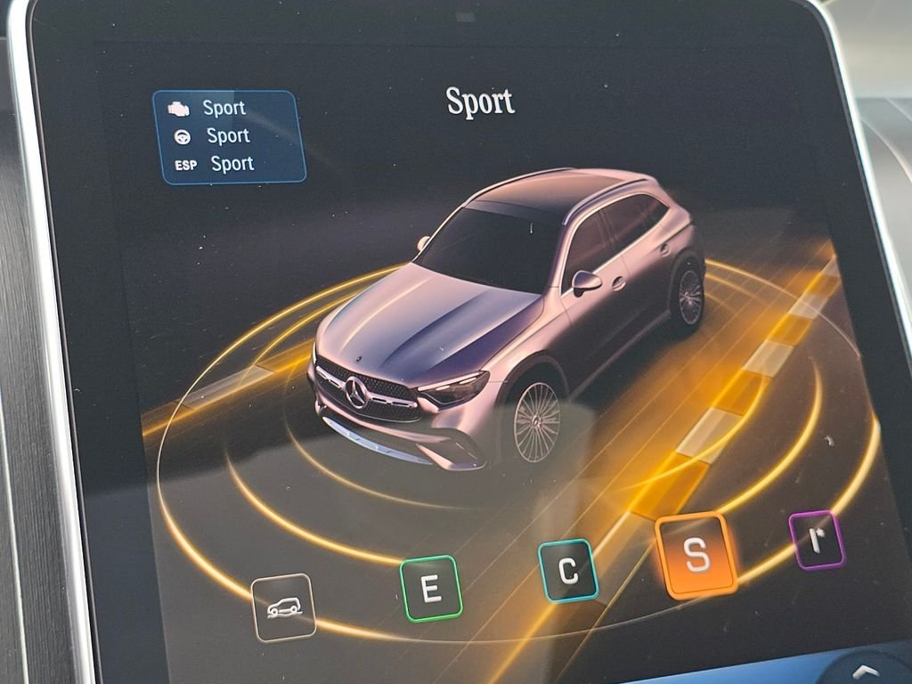 New 2026 Starling Blue Metallic Mercedes-Benz GLC 300 image 34
