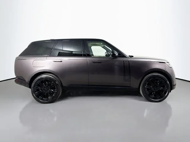 New 2026 Charente Grey Prem Met Land Rover SE image 4
