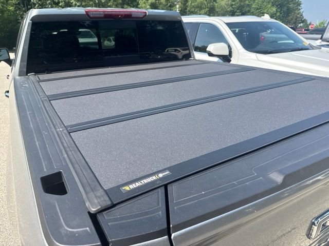 Used 2025 Silver GMC Denali Ultimate image 7