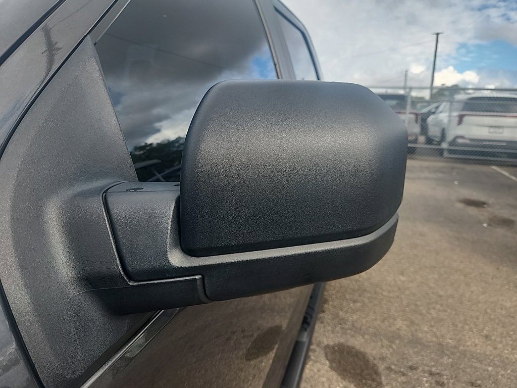 Used 2019 Gray Ford XL image 6
