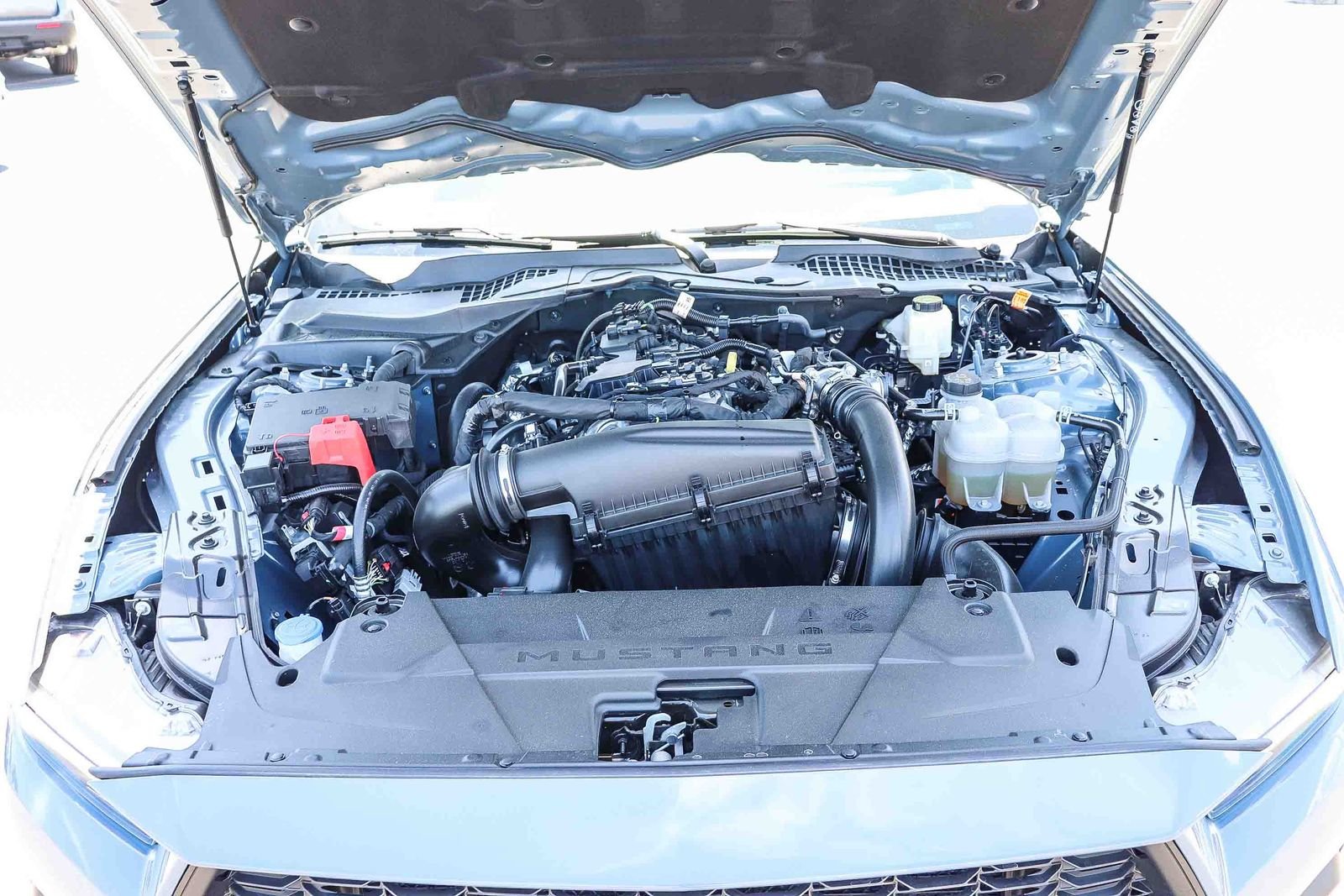 2026 Ford Mustang EcoBoost - Photo 27