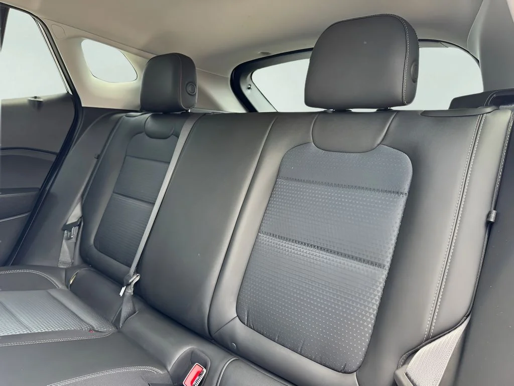 Used 2026 White Chevrolet LT image 13