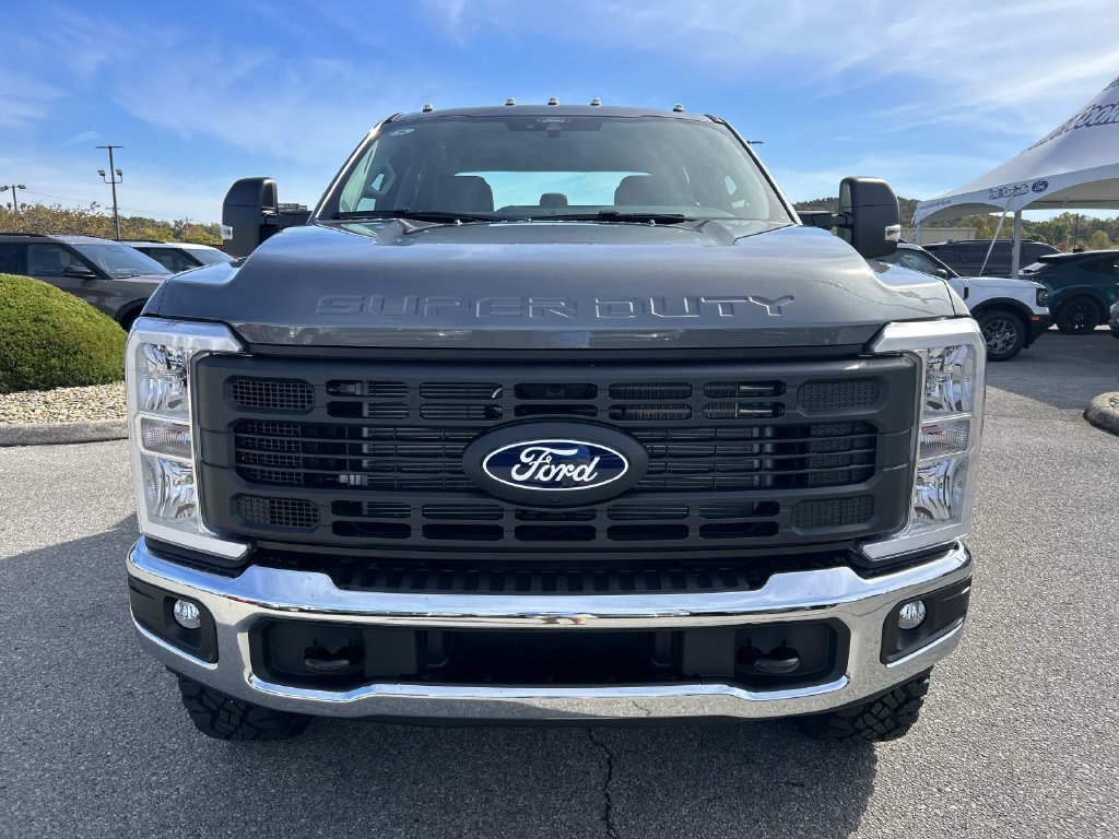 New 2027 Carbonized Gray Metallic Ford F-250® XL image 9
