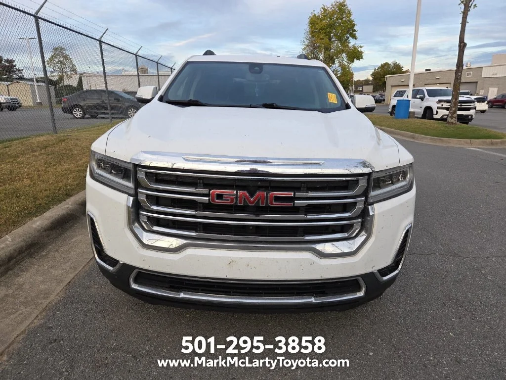 Used 2023 White GMC SLT image 2