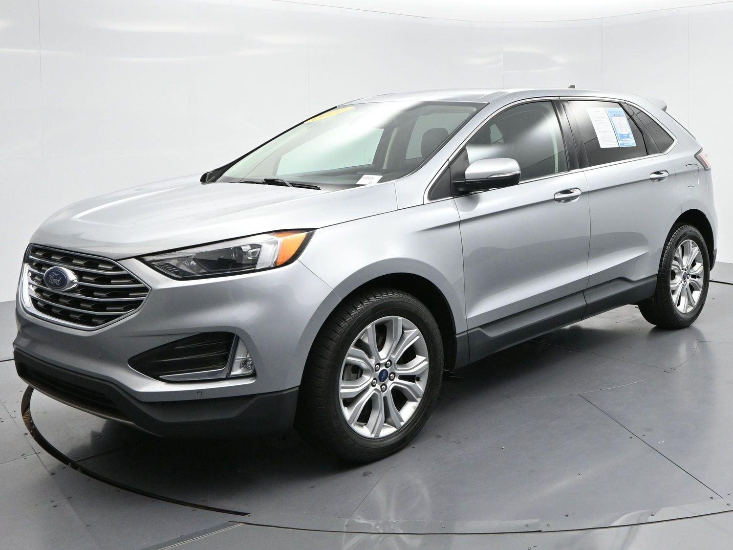 Used 2022 Iconic Silver Ford Titanium image 3
