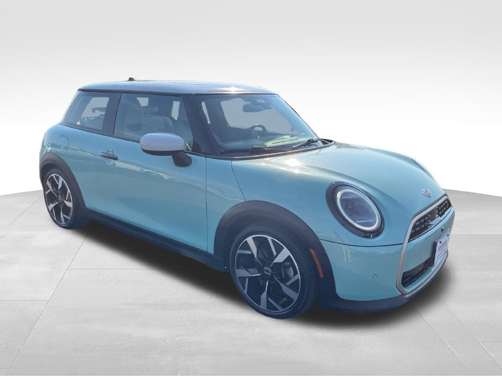 Used 2025 Green MINI Signature image 7