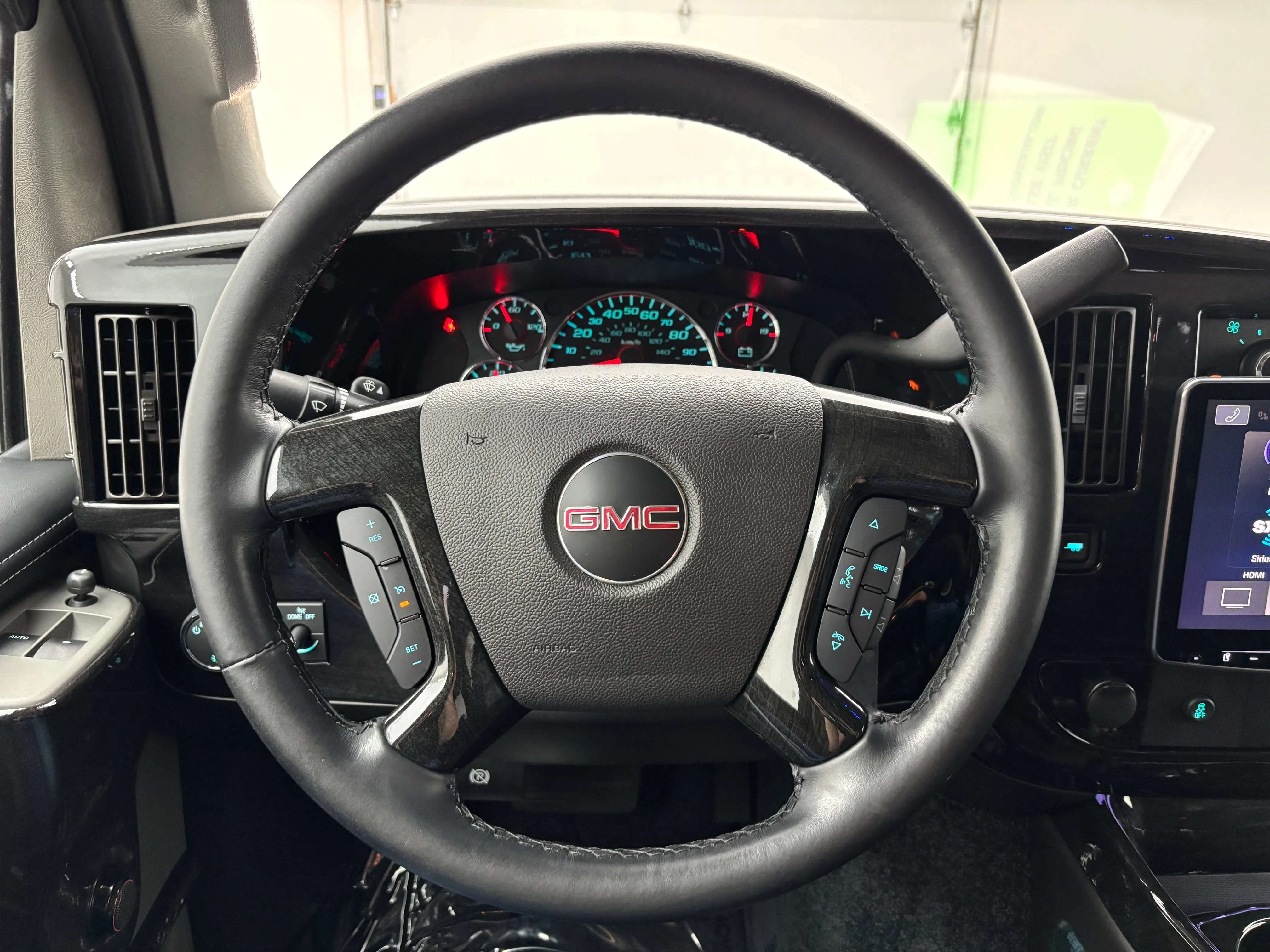Used 2025 Onyx Black GMC Work Van image 28