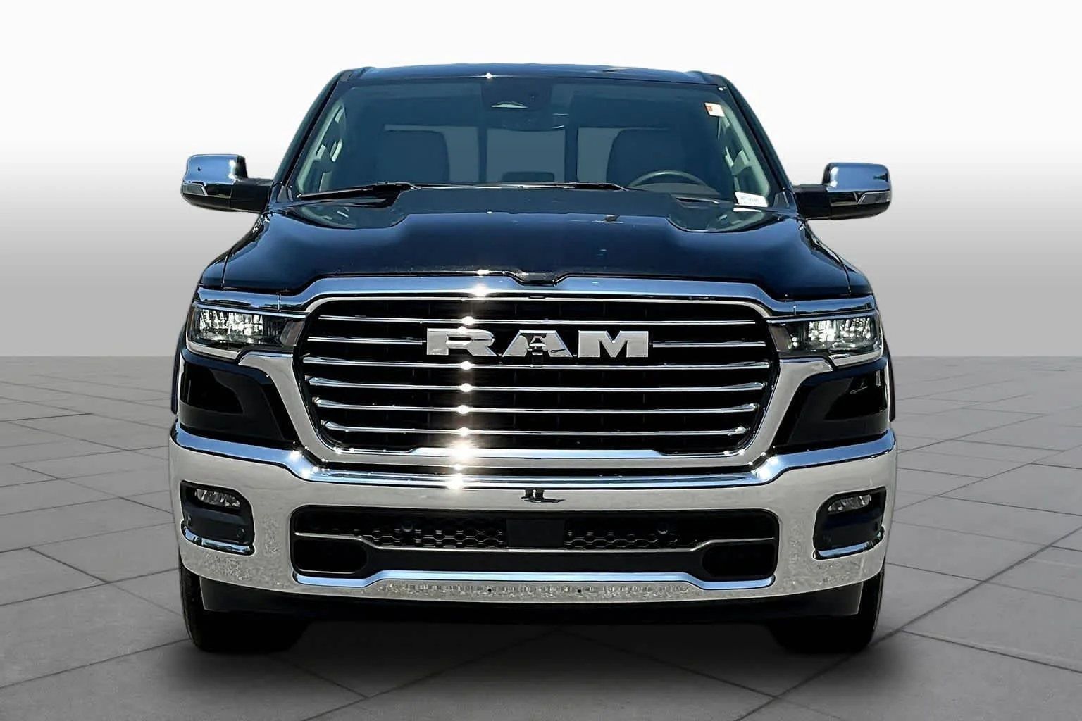 Used 2025 Diamond Black Crystal Pearlcoat Ram Laramie image 7