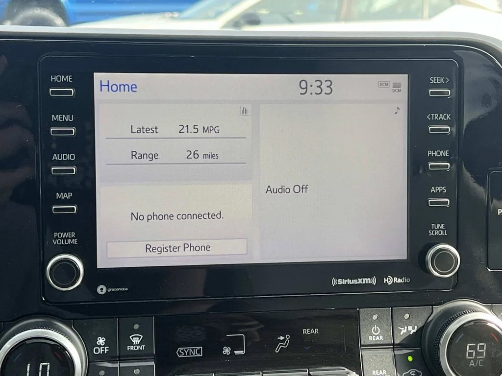 Used 2021 White Toyota XLE image 38