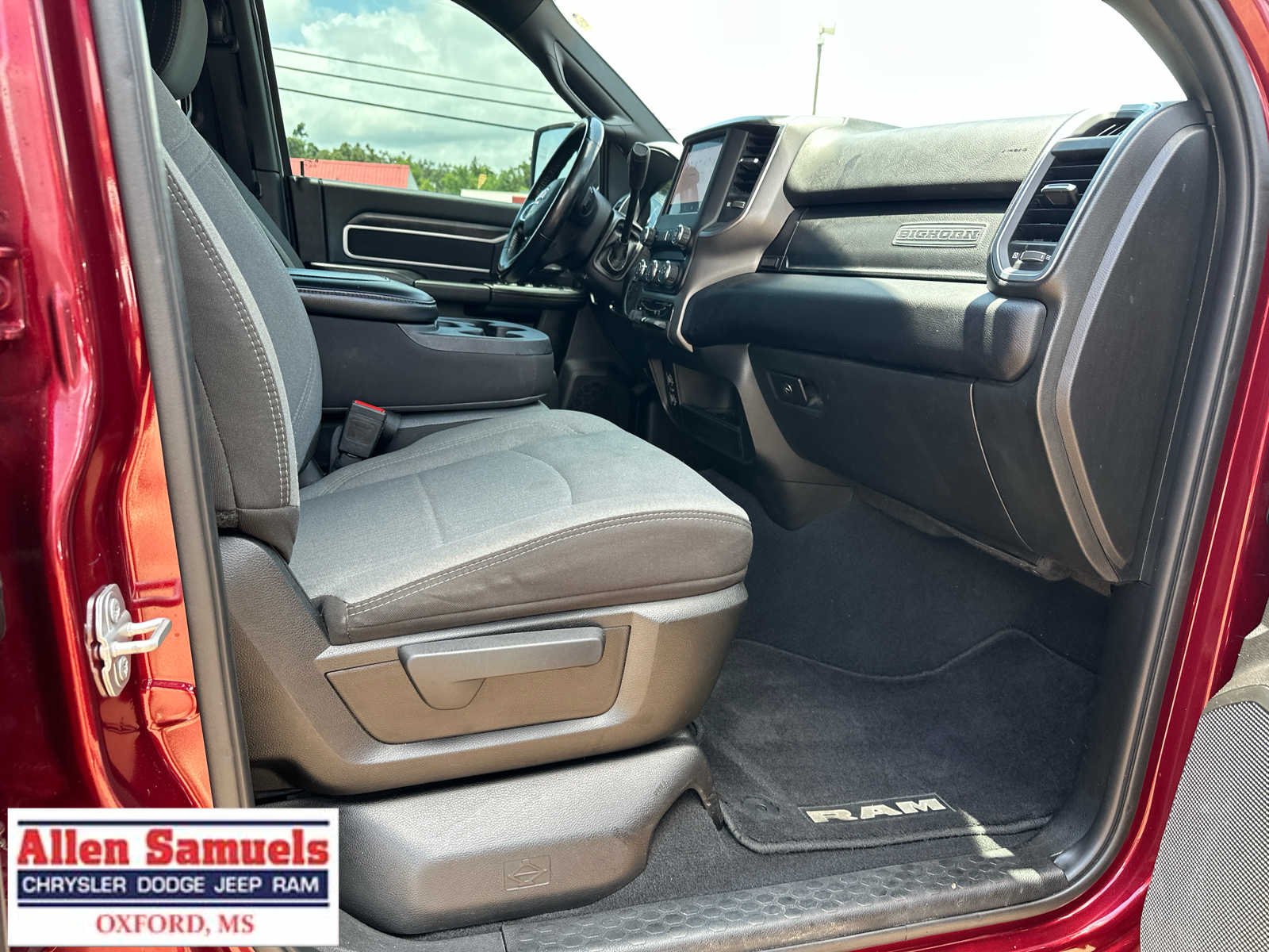 Used 2024 Delmonico Red Pearlcoat Ram Big Horn image 42