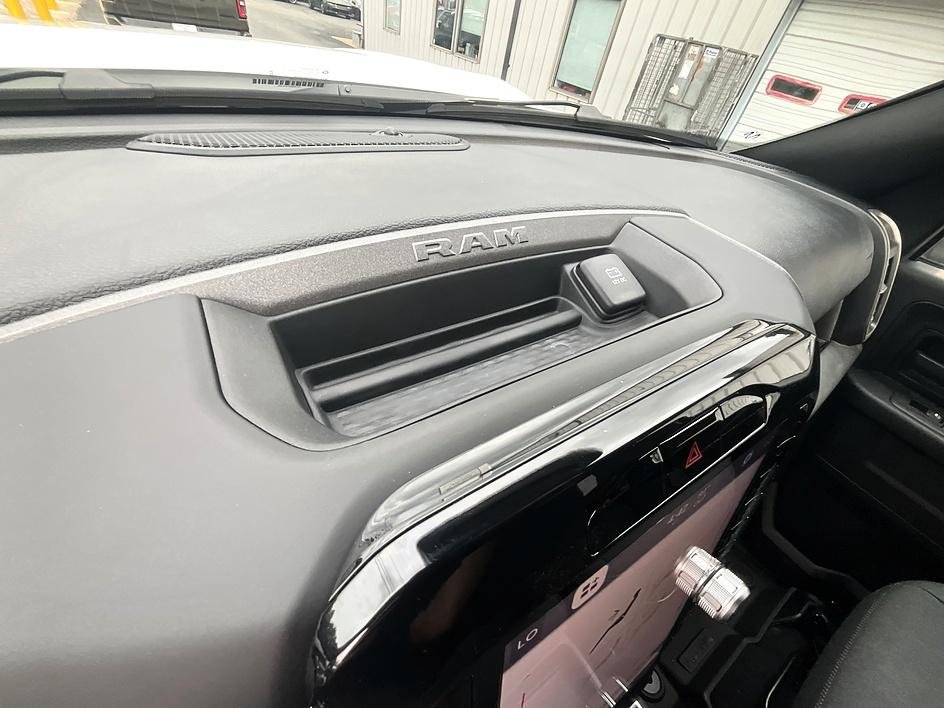 New 2026 Bright White Clearcoat RAM  image 20