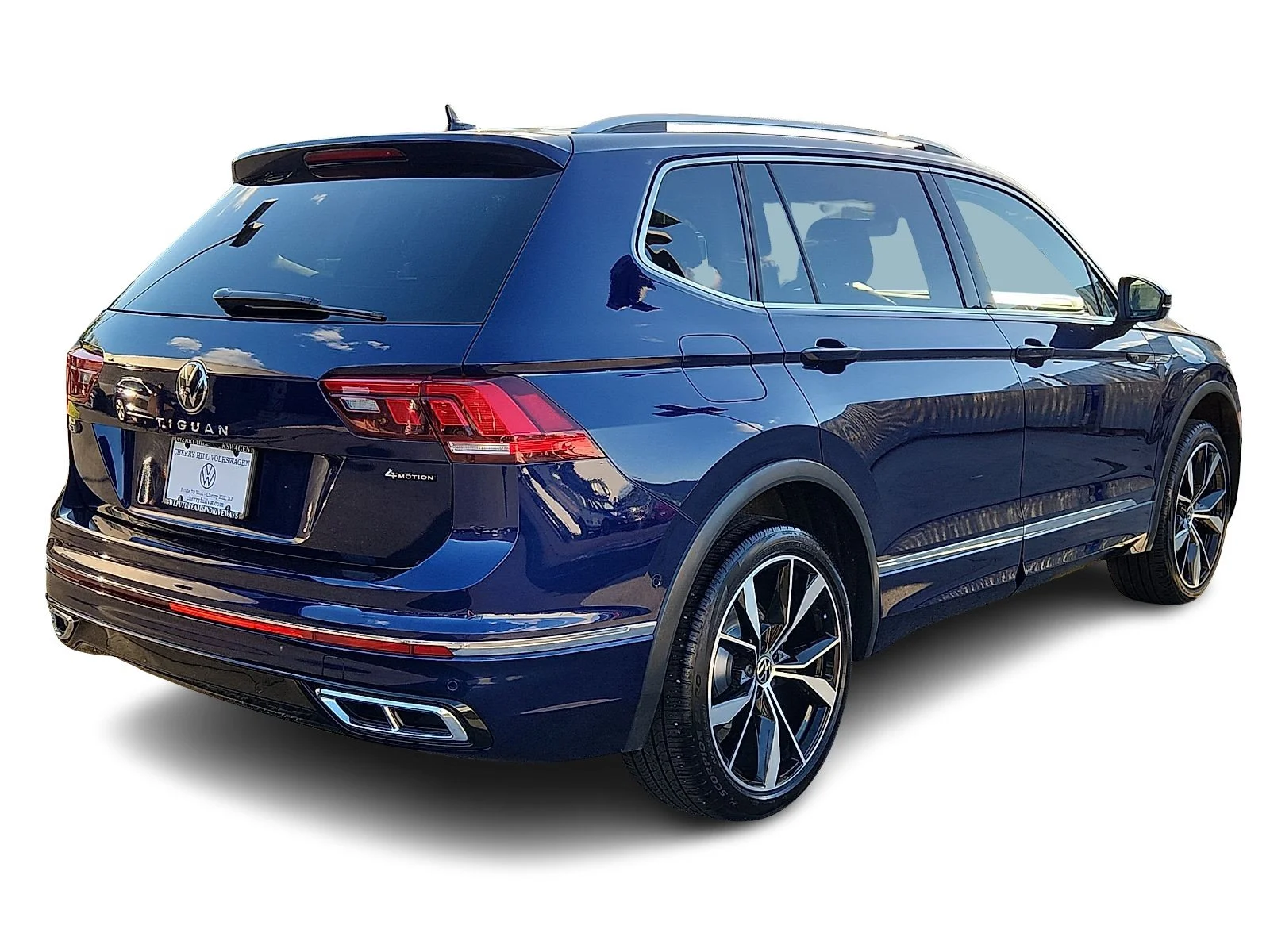 Certified Used 2024 Atlantic Blue Metallic   H7h7 Volkswagen SEL R-Line image 4