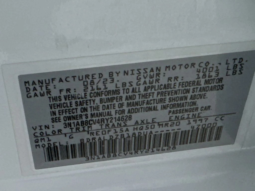 Used 2024 White Nissan SV image 37